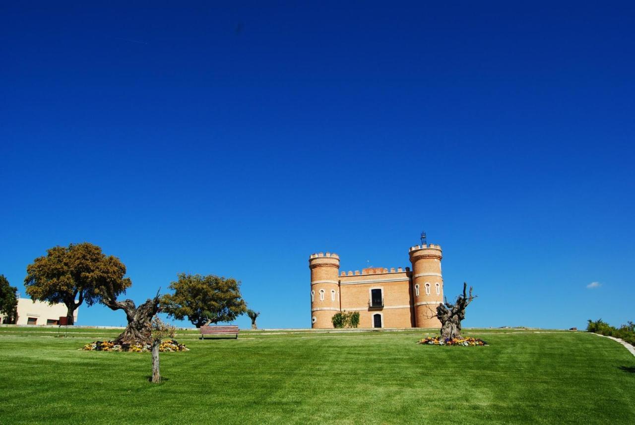 Castillo De Monte La Reina Posada Real & Bodega Toro Luaran gambar